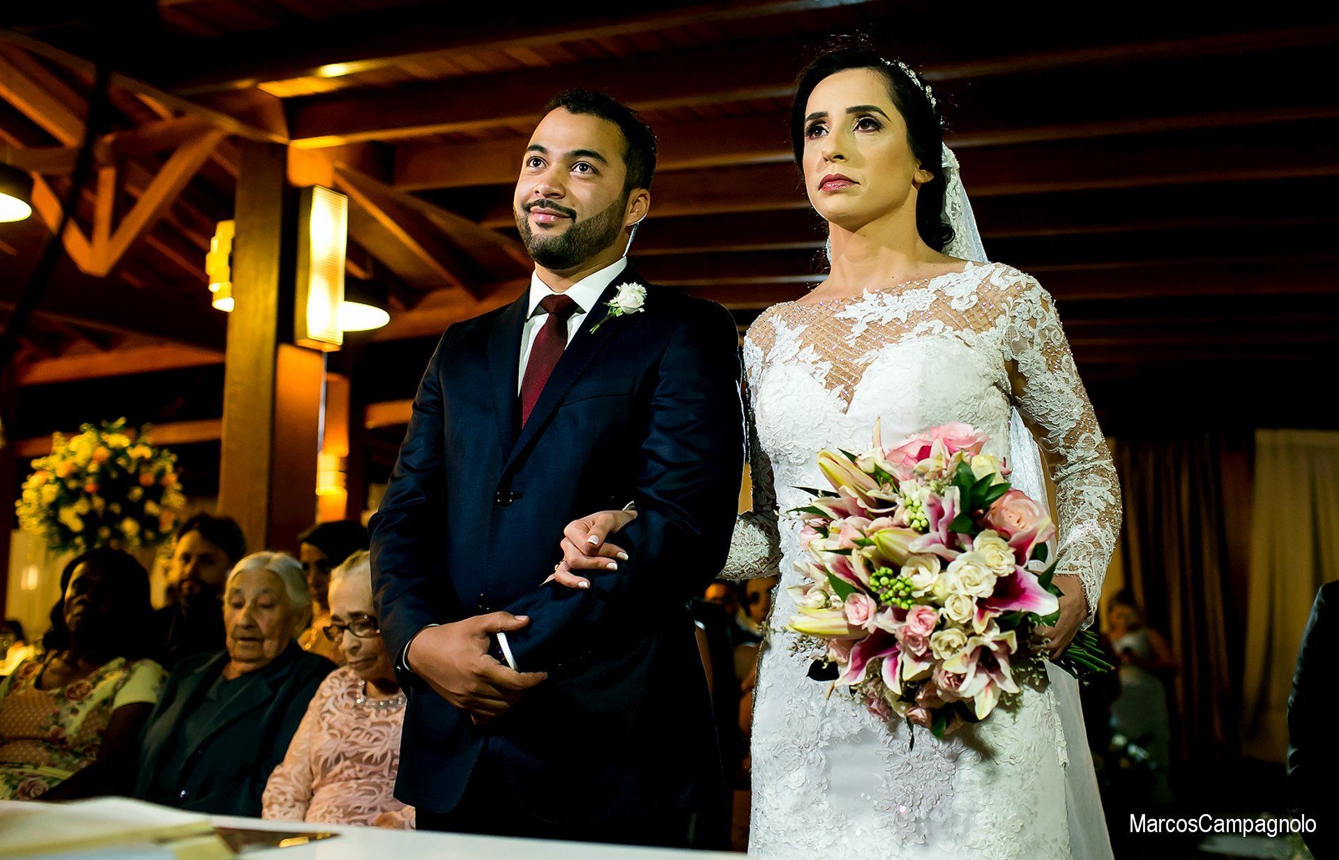 casamento-wedding-fotografo-karine-e-eliel-campagnolo-vestidodenoiva-voucasar-aguasdabrava (14)