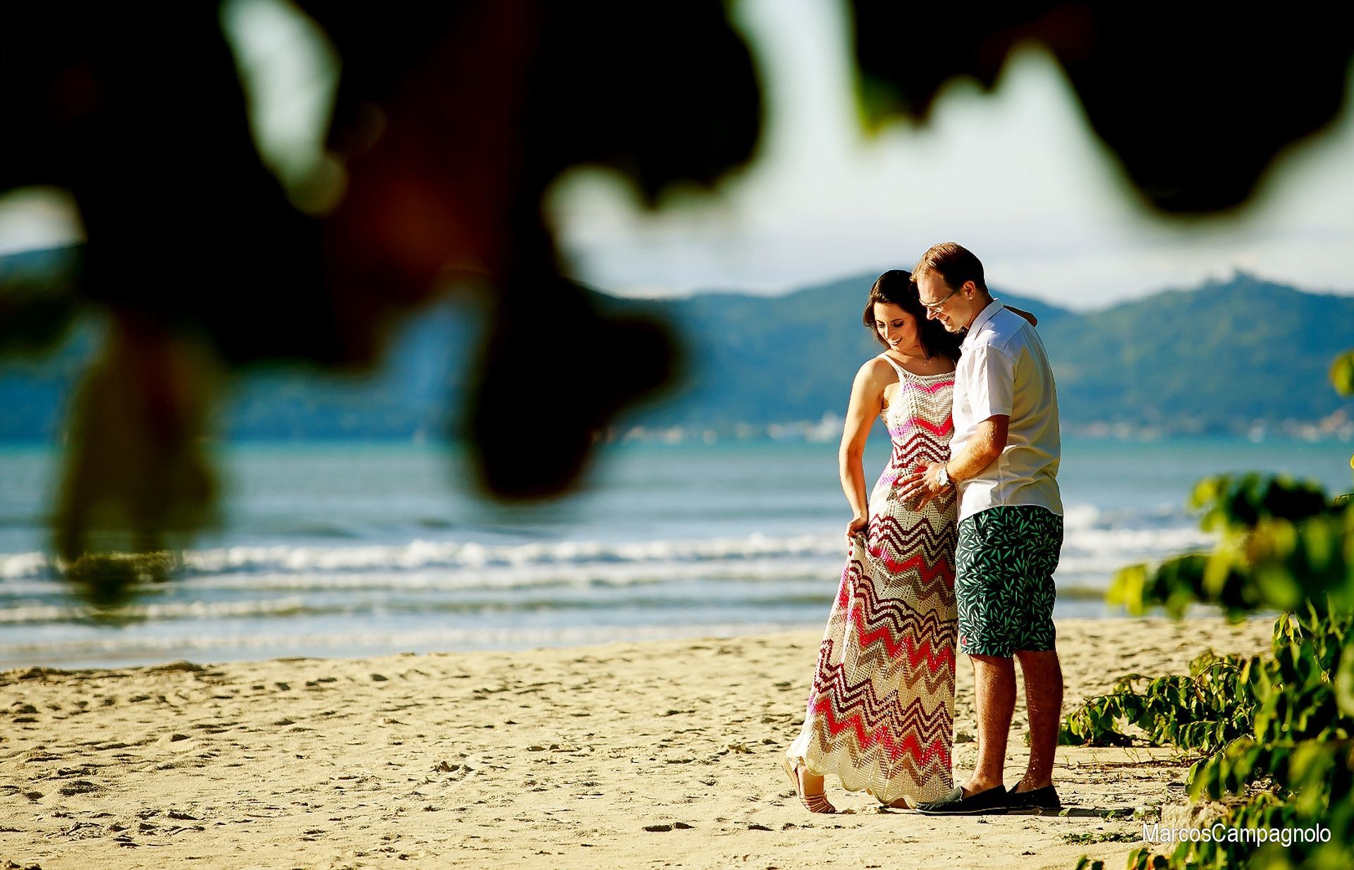 ensaio-ensaioprewedding-book-bookcasal-praia-itapema-fotos-fotografo-campagnolo-marcoscampagnolofotografias-casamento-pre-wedding (11)