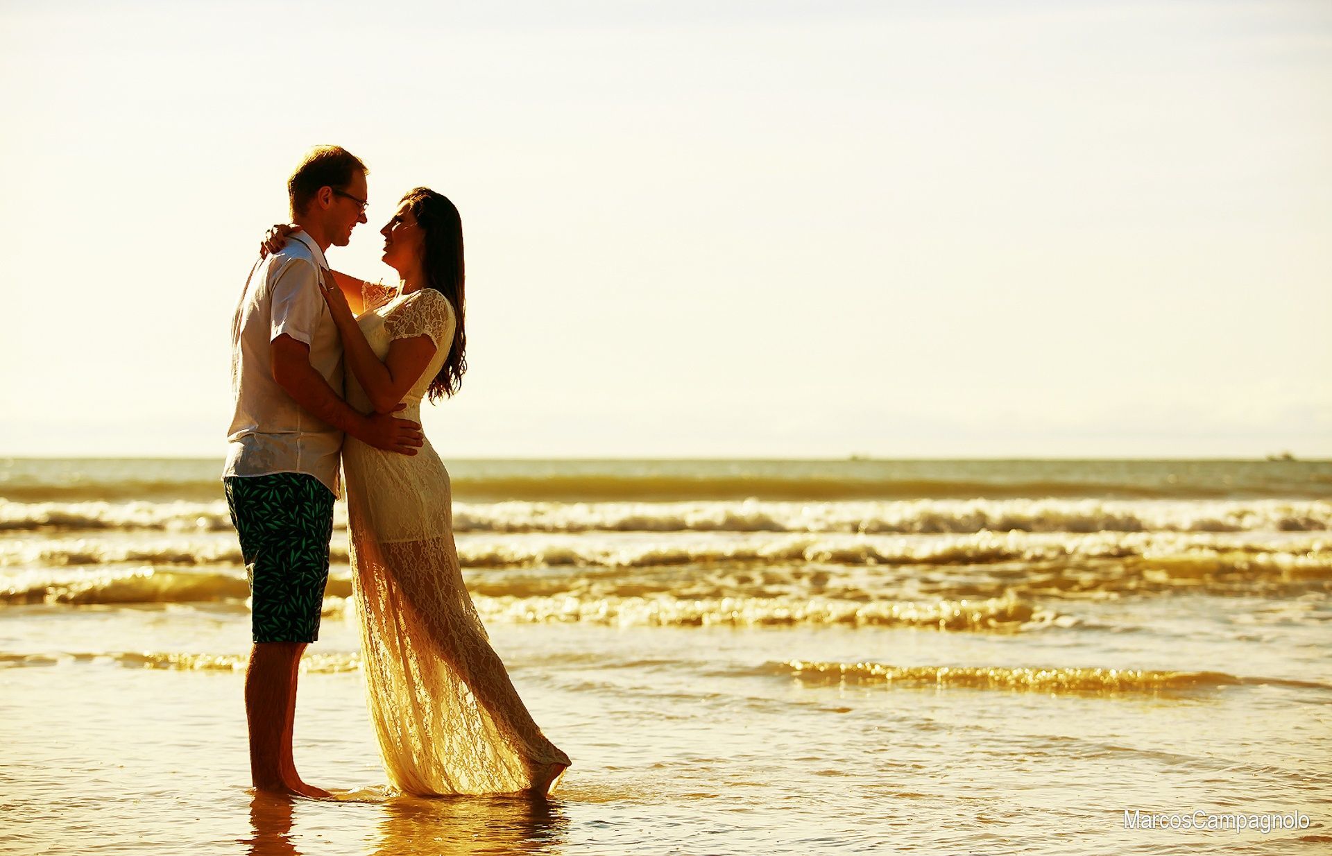 ensaio-ensaioprewedding-book-bookcasal-praia-itapema-fotos-fotografo-campagnolo-marcoscampagnolofotografias-casamento-pre-wedding (17)