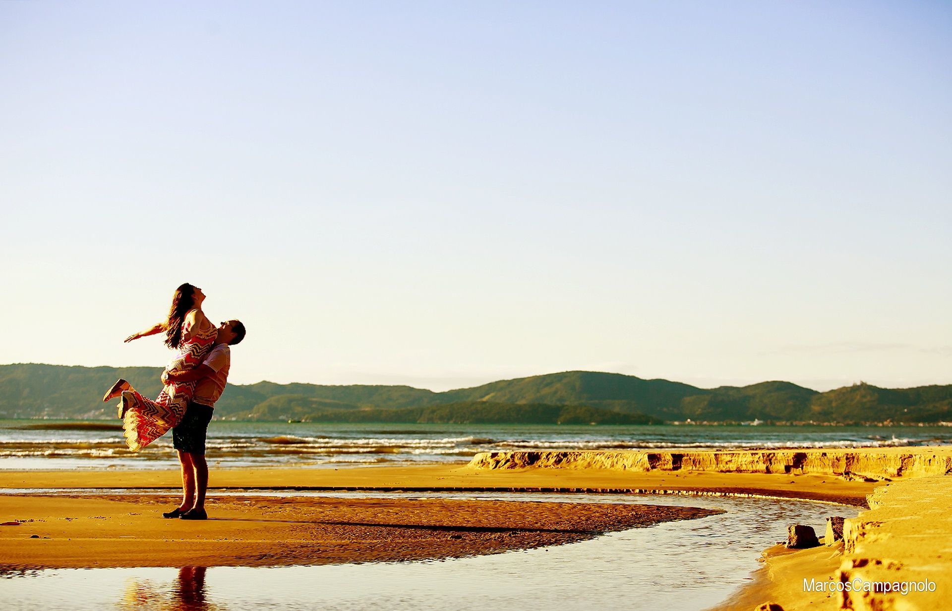 ensaio-ensaioprewedding-book-bookcasal-praia-itapema-fotos-fotografo-campagnolo-marcoscampagnolofotografias-casamento-pre-wedding (6)