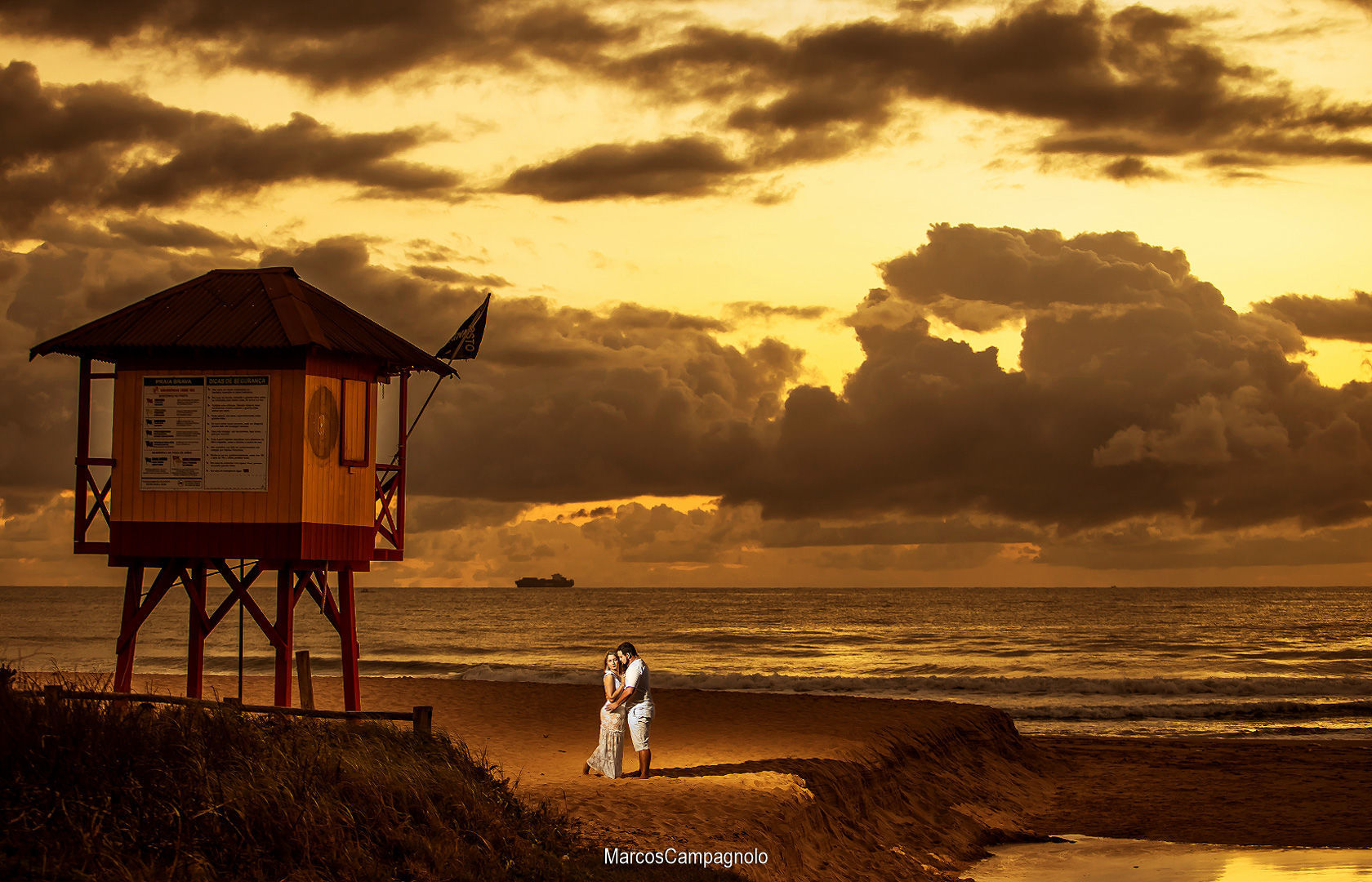 Foto Book Pré Casamento Larissa e Tiago - Imagem 3