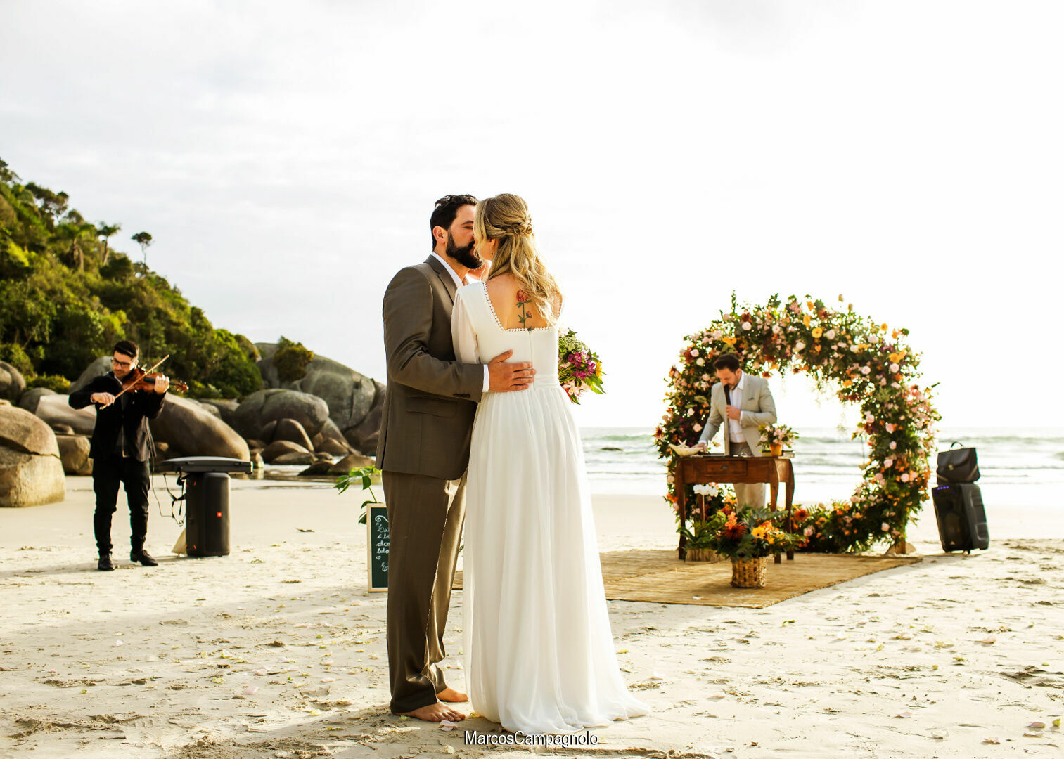 Foto Cas Aline e Edvald - Imagem 13