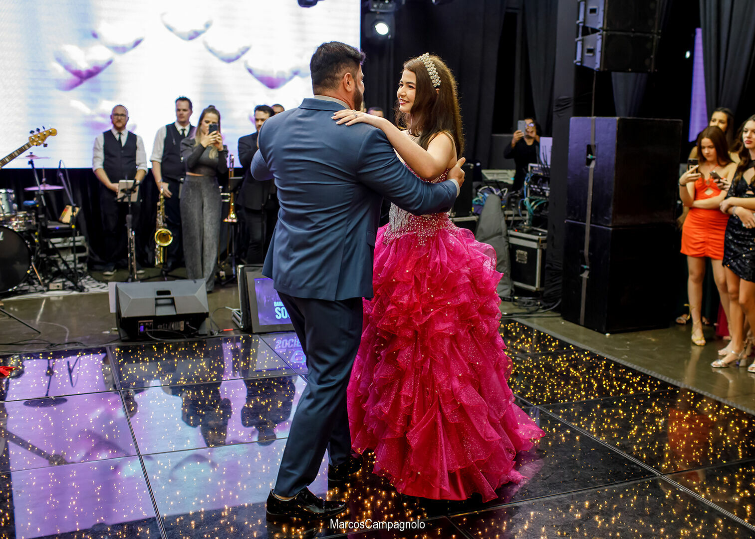 Foto 15 anos Victória  - Imagem 30